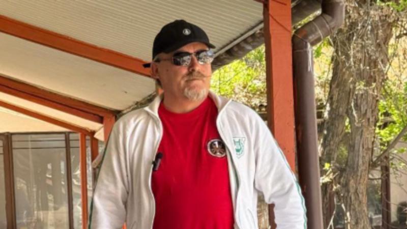 T13 - Paul Vásquez, más conocido como "El flaco" atraviesa doloroso momento tras la muerte de su gran amigo y colaborador