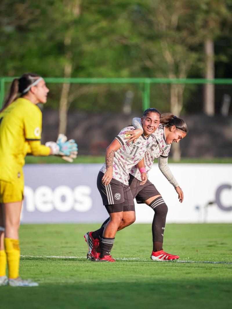 Chile Sub 17 se ilusiona con el Mundial - Instagram: @laroja