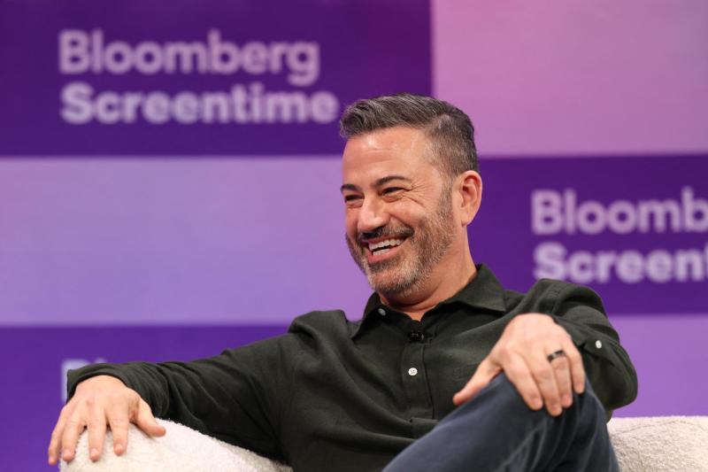 Jimmy Kimmel responde a críticas por chiste contra Melania Trump - AFP