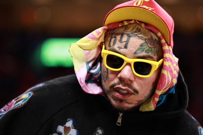 Tekashi 6ix9ine detalla su estadía en la cárcel con Maduro - AFP