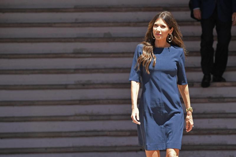 AFP - ¿Qué es la "bimboficación"?: El fetiche sexual viral tras caso de Kristi Noem | T1