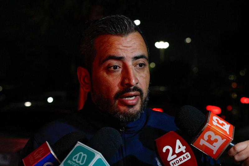 T13 - Agresor de alcalde Christopher White queda con arresto domiciliario total: tribunal descarta prisión preventiva | Contexto - Agencia UNO