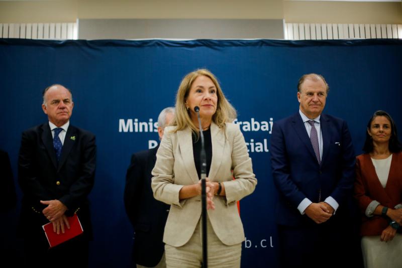 Agencia UNO - CPC y plan de reconstrucción del Gobierno: "En línea con la necesidad de reactivar la economía"