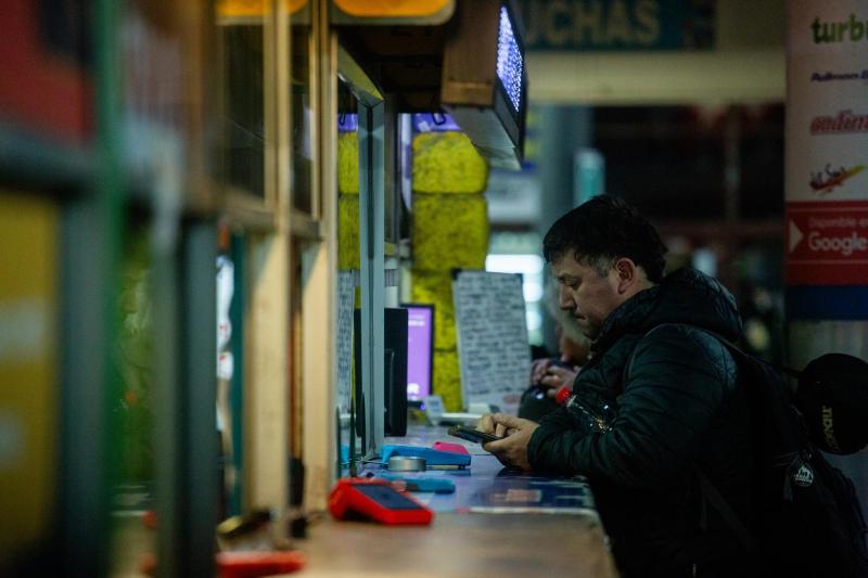 Agencia Uno - Alza de precios reduce gastos de los chilenos en viajes durante Semana Santa