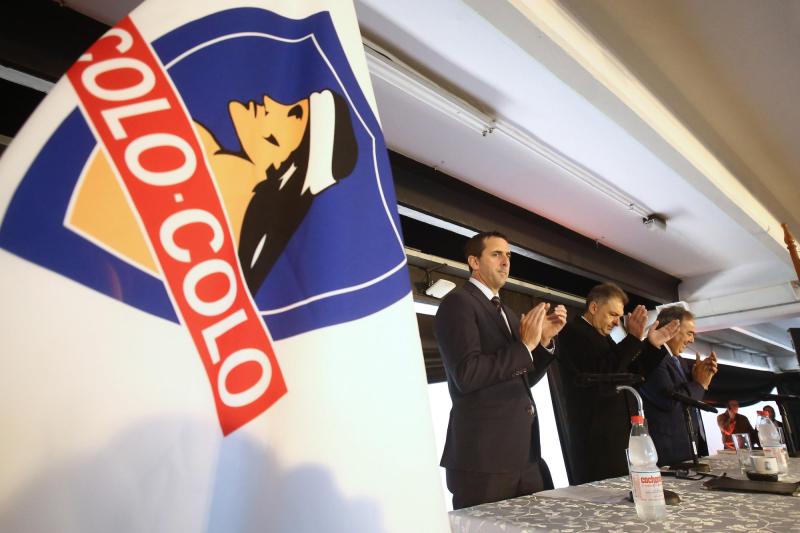 Agencia Uno - Junta Ordinaria de Accionistas en Blanco y Negro, la concesionaria que administra a Colo-Colo