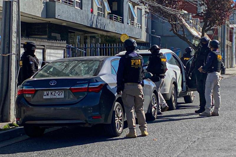Agencia Uno - Múltiple operativo en Concepción y Santiago
