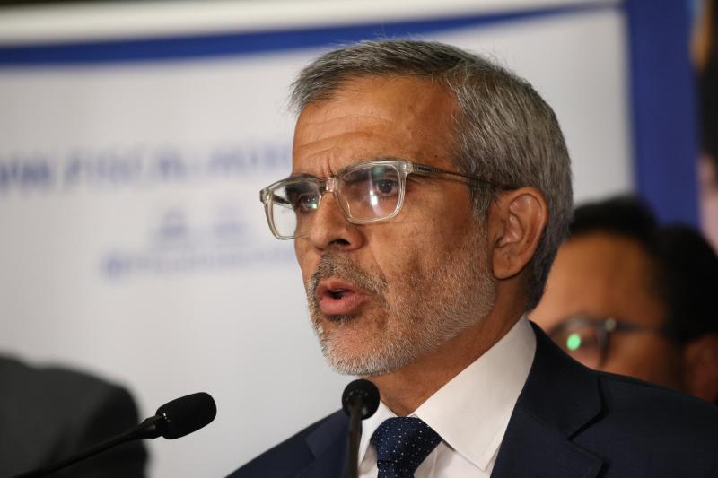 Aton- Exministro Luis Cordero