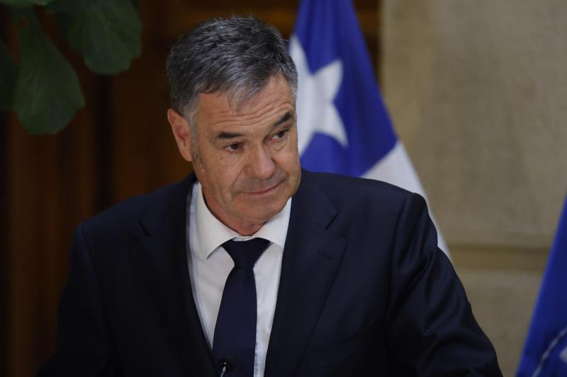 Aton- Senador Ossandón anunció acciones judiciales