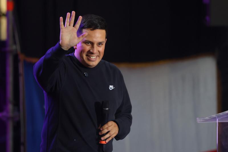 Aton - Alcalde de Puente Alto, Matías Toledo