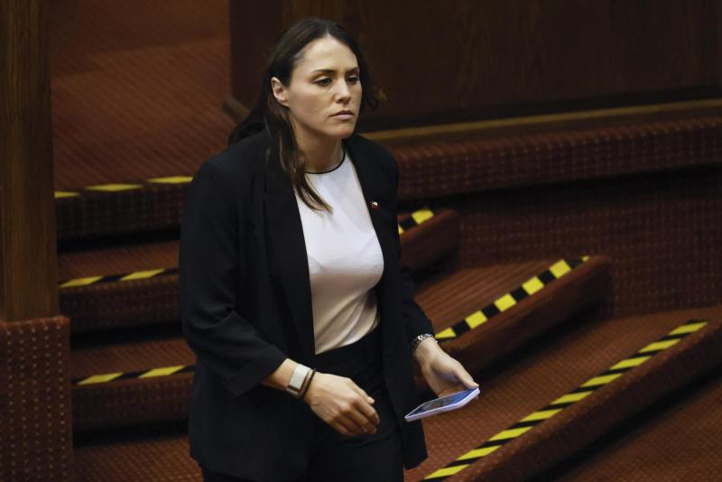 Aton- Ministra Natalia Duco