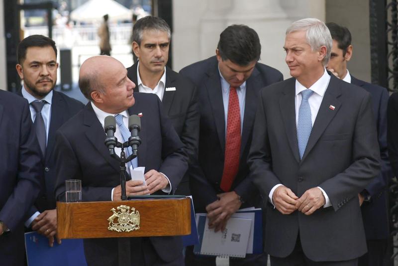 Aton- Quiroz asegura que aumento en caja es deuda de administración de Boric