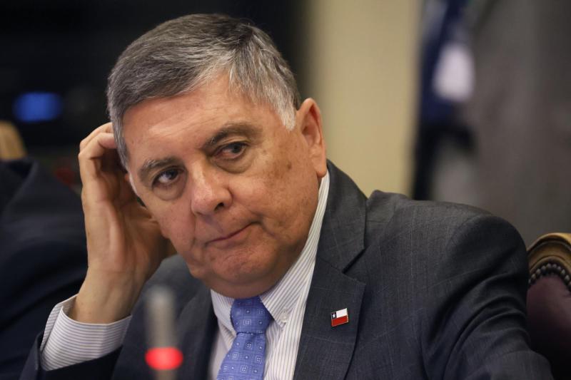 Aton - Tensión en La Moneda: Alvarado descarta “dos almas” en el Gobierno en medio de debate político