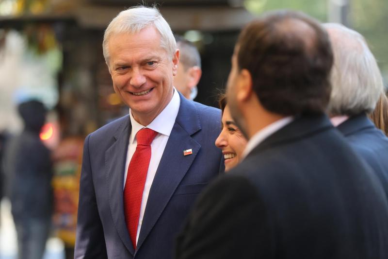 Aton- Presidente José Antonio Kast