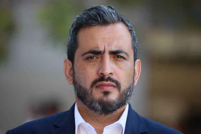 Aton - Atacan a alcalde de San Bernardo en medio de fiscalización