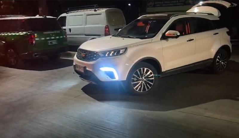 Golpe al robo de autos en La Pintana: Carabineros recupera vehículos y detiene a cinco personas