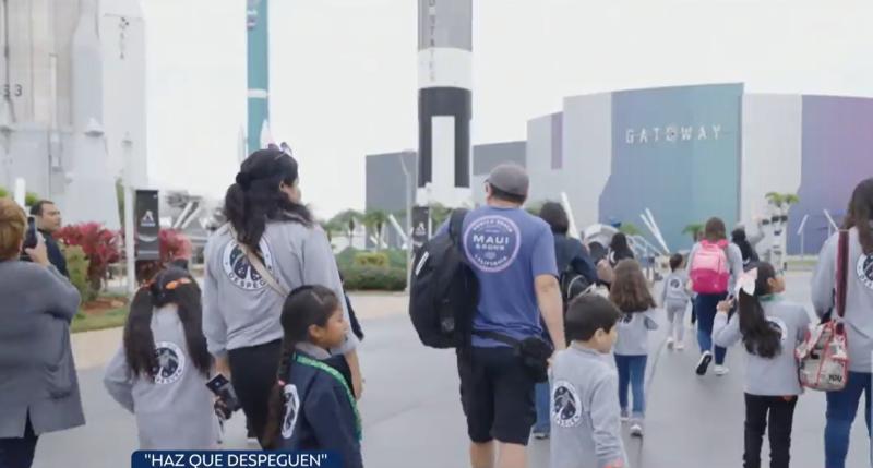 Ganadores del concurso Haz que despeguen en el centro espacial Kennedy - T13