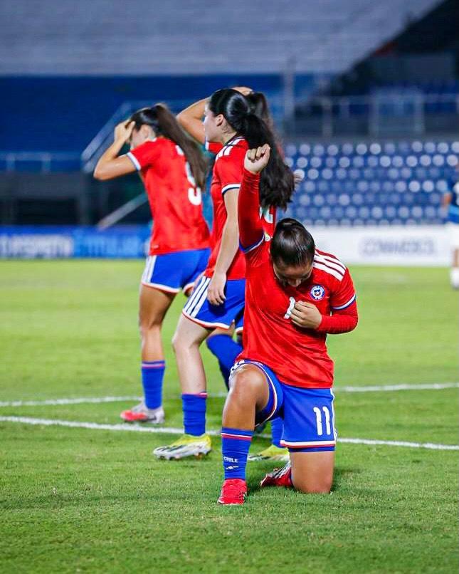 Chile Sub 17 se ilusiona con el Mundial - Instagram: @laroja