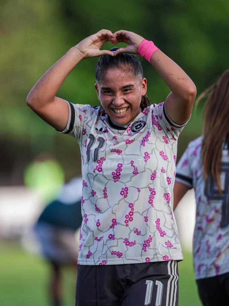 Chile se ilusiona con el Mundial Sub 17 - Instagram: @laroja
