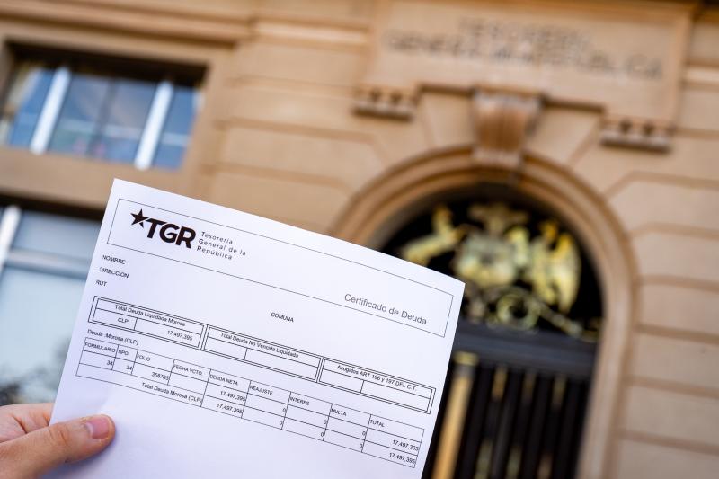 Gentileza - TGR inicia proceso de cobro a deudores CAE