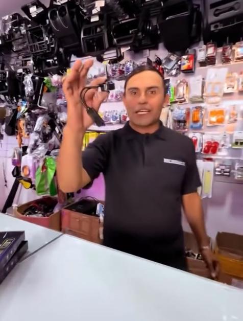 Reaparece el protagonista del viral 'Anda a laar'