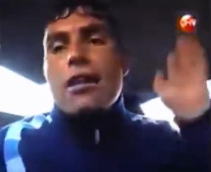 Totalmente renovado y mandando "a laar": Así luce actualmente el viral "choro de puente"