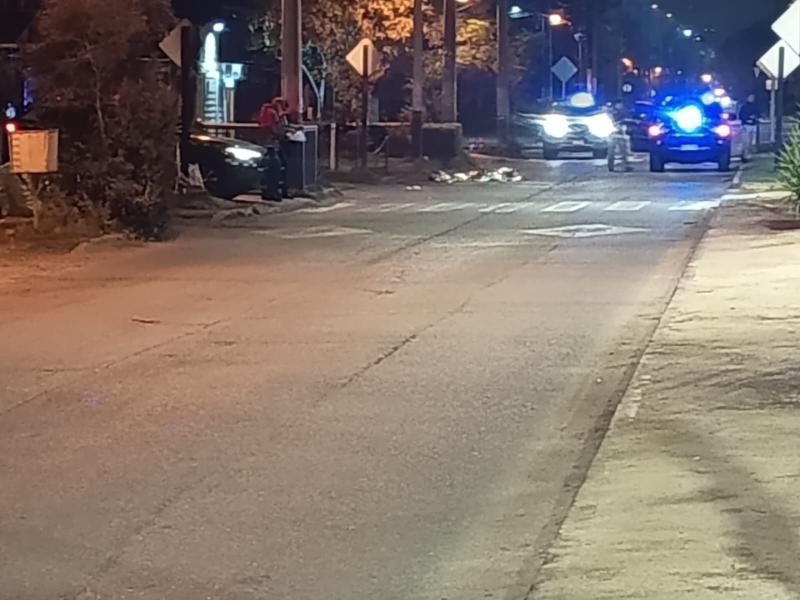 Conductor fue asesinado en su automóvil en Puente Alto: alcanzó a bajar del auto antes de desplomarse en la calle