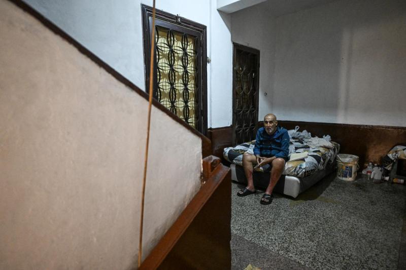 AFP - Excarcelado en Venezuela recupera su casa tomada por el policía que lo arrestó