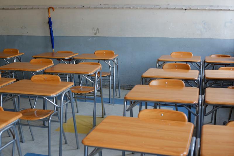 Agencia Uno - Comisión de Educación del Senado aprueba en general proyecto de "Escuelas Protegidas"