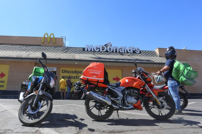 Agencia Uno - Estudio detecta disminución de venezolanos en el mercado laboral chileno: más de 30 mil menos