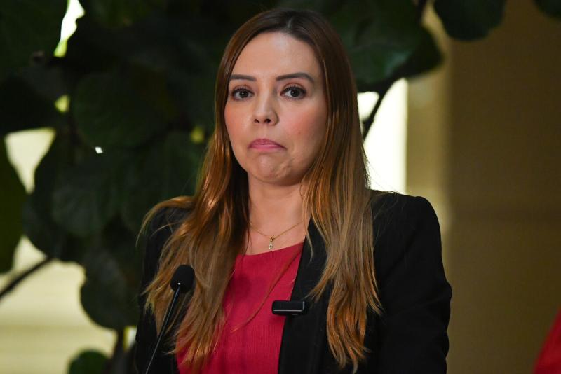 Agencia Uno - Senadora Camila Flores