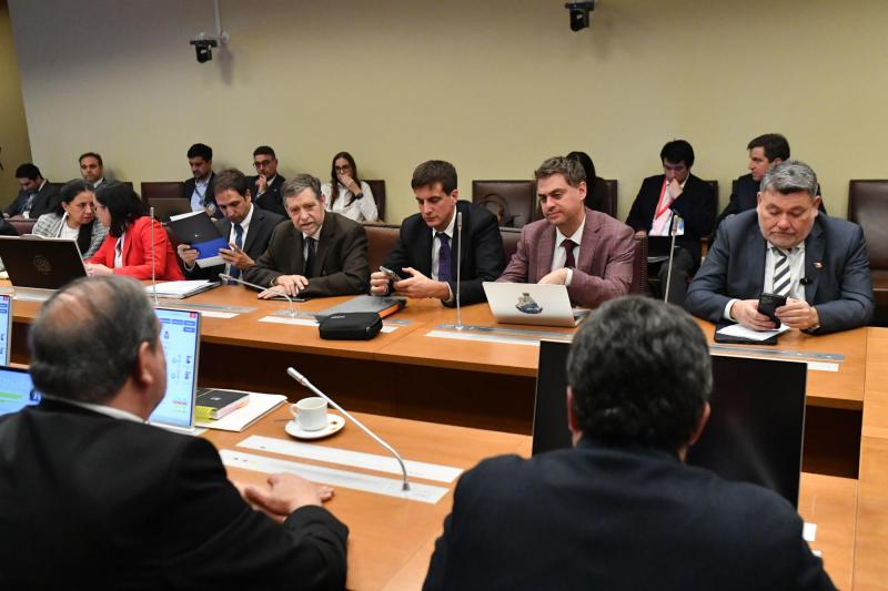 Agencia Uno- Exdirector de Presupuestos advirtió falta de diálogo en Comisión de Hacienda