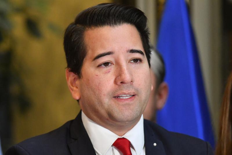 Agencia Uno - Diputado Javier Olivares