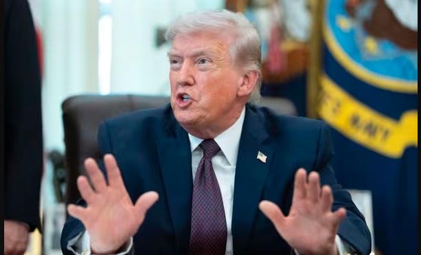 ATON - Trump amenaza con intervenir en México "si no hacen su trabajo" contra narcos