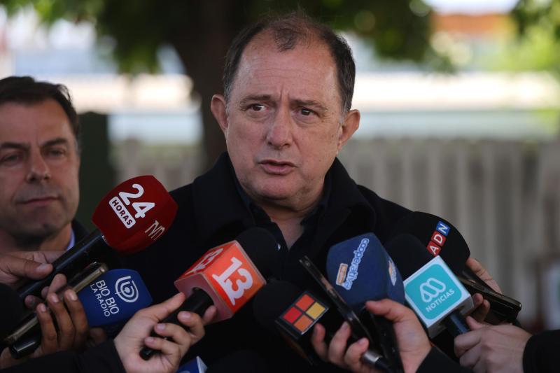 Aton- Ministro Iván Poduje