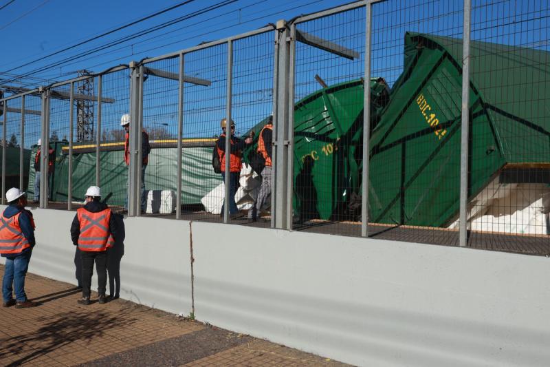 Aton - EFE mantendrá servicio parcial en el Biotrén hasta el lunes tras descarrilamiento de tren: habrá buses de apoyo