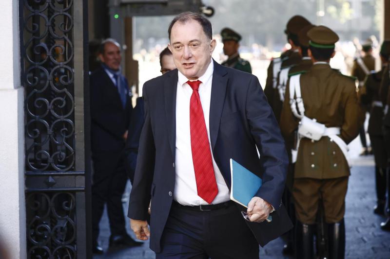 Aton- Ministro Iván Poduje