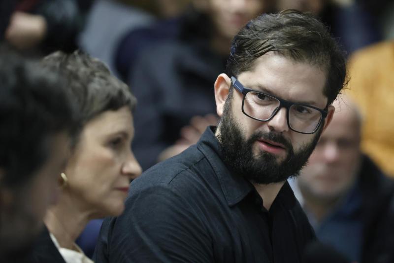 Aton- Expresidente Gabriel Boric
