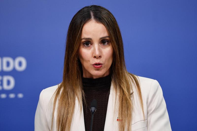 Aton- Ministra Mara Sedini