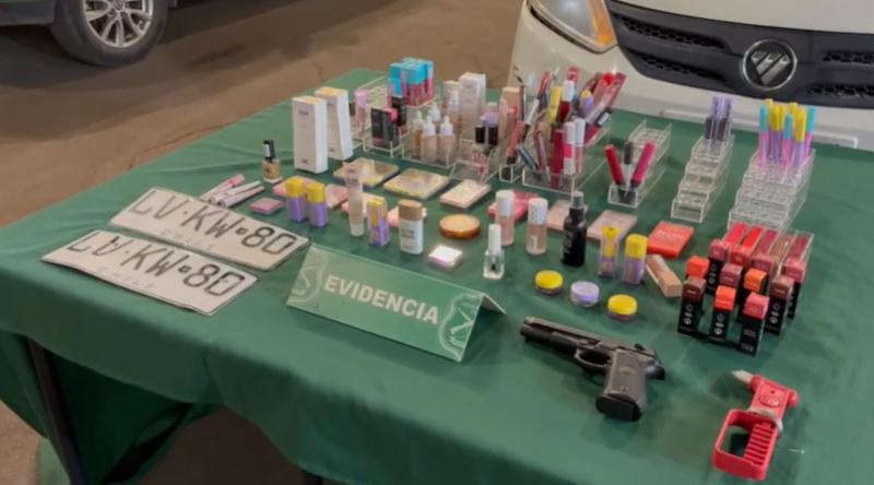 Detienen a peligrosa banda tras robo a farmacia en Maipú: investigan participación en otro turbazo el día anterior