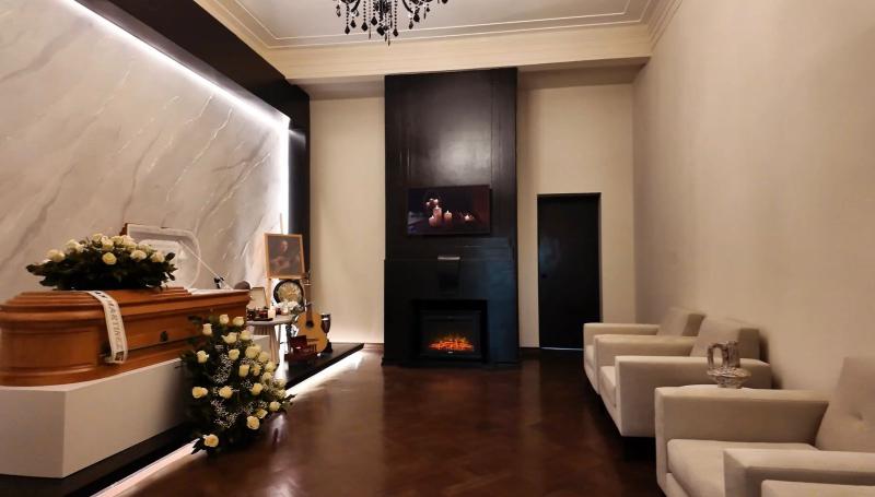 Lanzan exclusiva "Funeraria Premium" en Providencia | T13