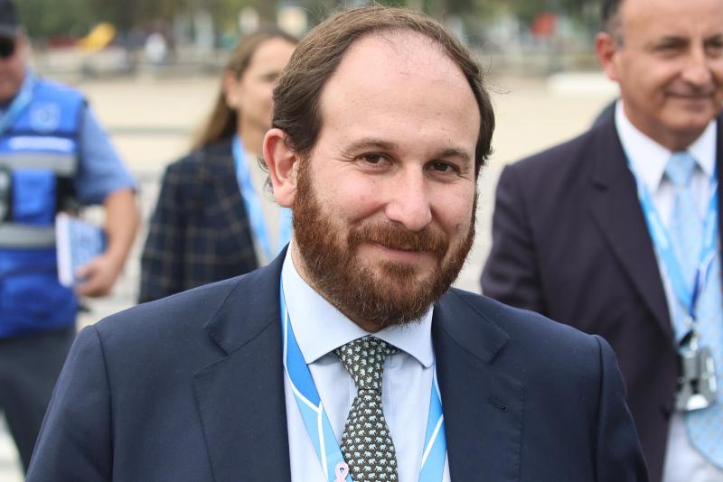 Aton - Max Luksic