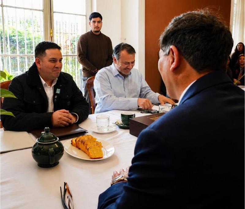 Instagram Zandra Parisi - Reunión entre el PDG y Matías Toledo