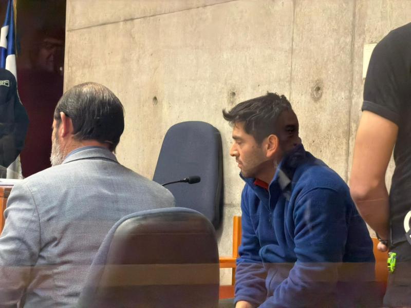 T13 - Formalización a padre de niña que murió tras caer de edificio en Las Condes