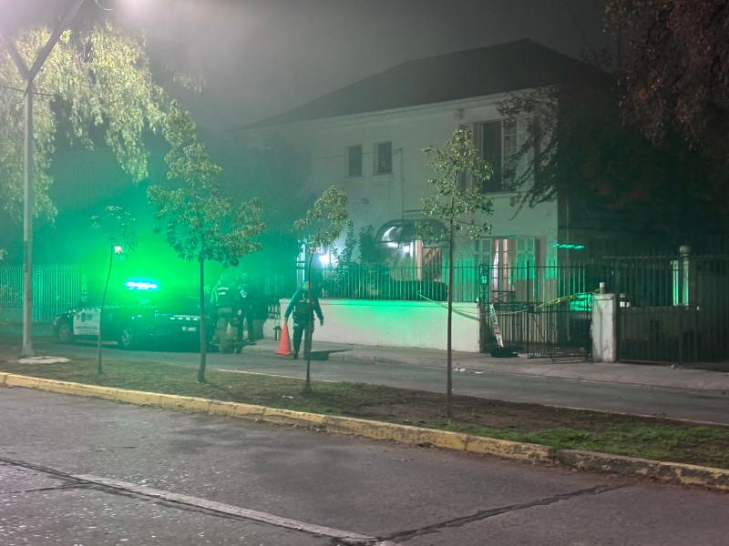 Exministro del TC, Iván Aróstica, víctima de turbazo en San Miguel: Hay un fallecido y varios detenidos