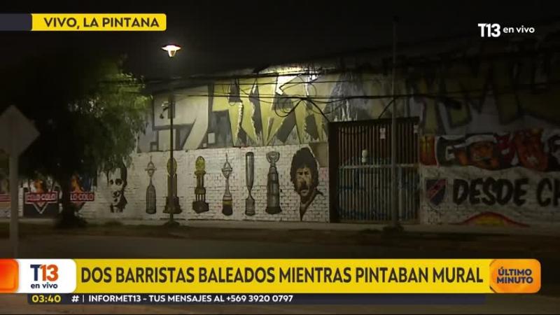 Hinchas de Colo Colo fueron baleados mientras pintaban mural en La Pintana: Investigan ataque de hinchas de la "U"