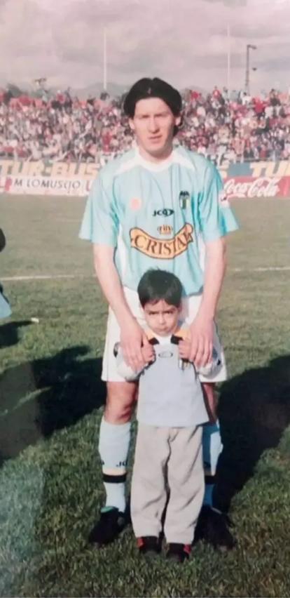 Claudio Videla - Instagram: @clauvidela19