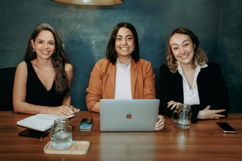 Corfo dará financiamiento a emprendimientos innovadores de mujeres: ¿Cómo postular?