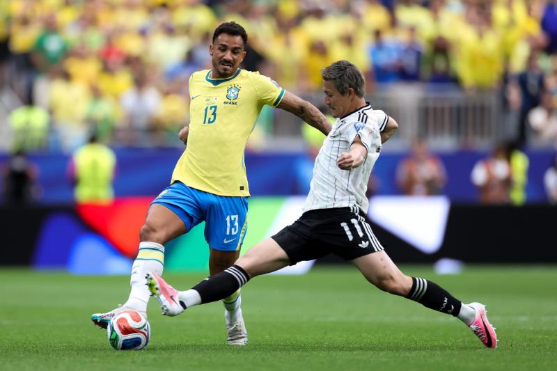 Brasil - Japón | FIFA