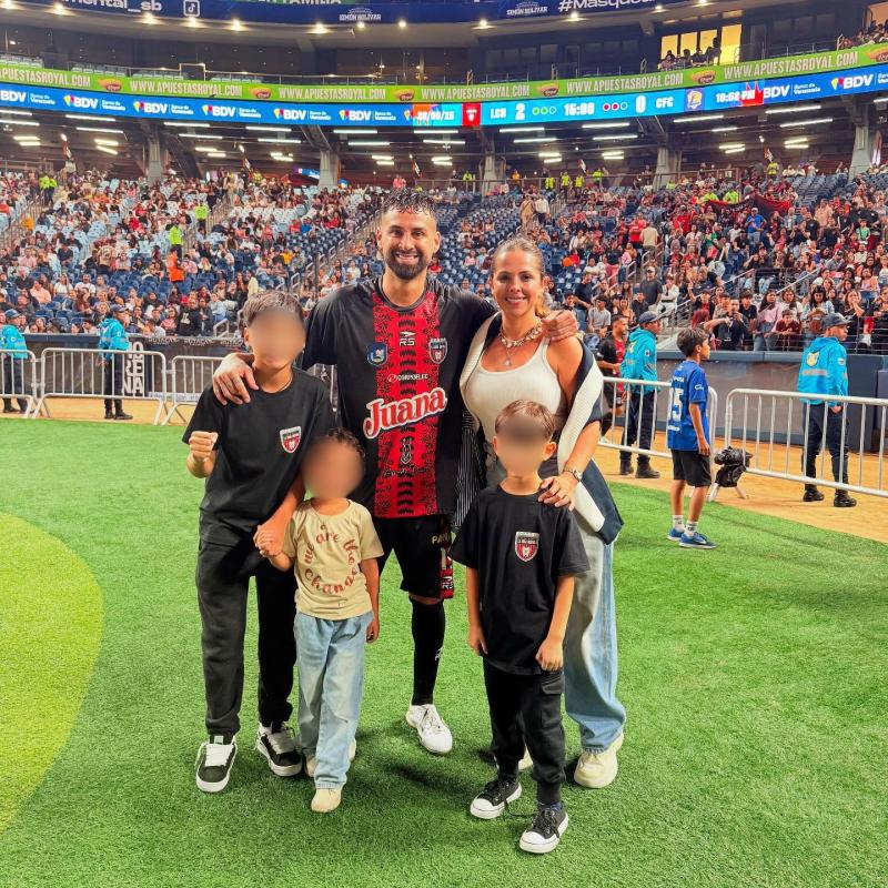 Instagram - Lucas Trejo y su familia