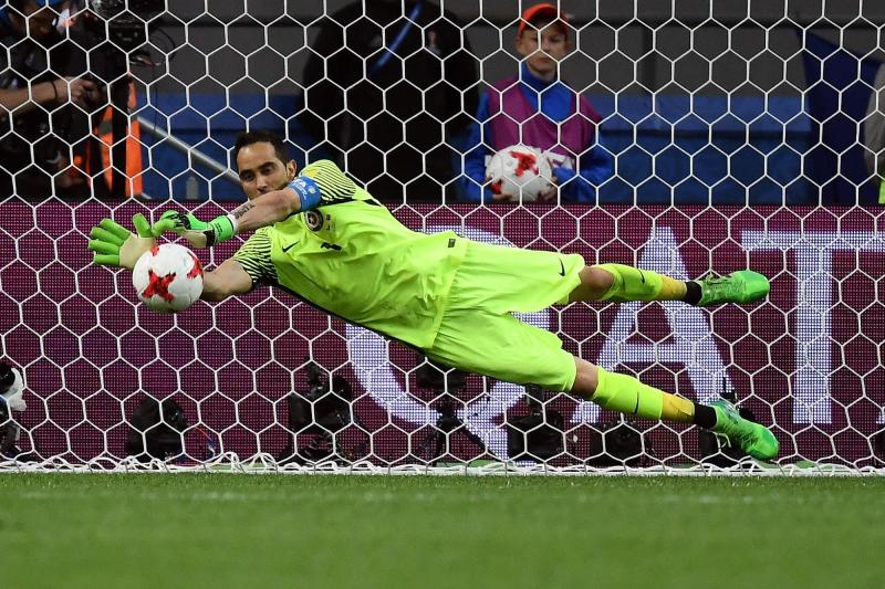 Claudio Bravo (2017) - AFP